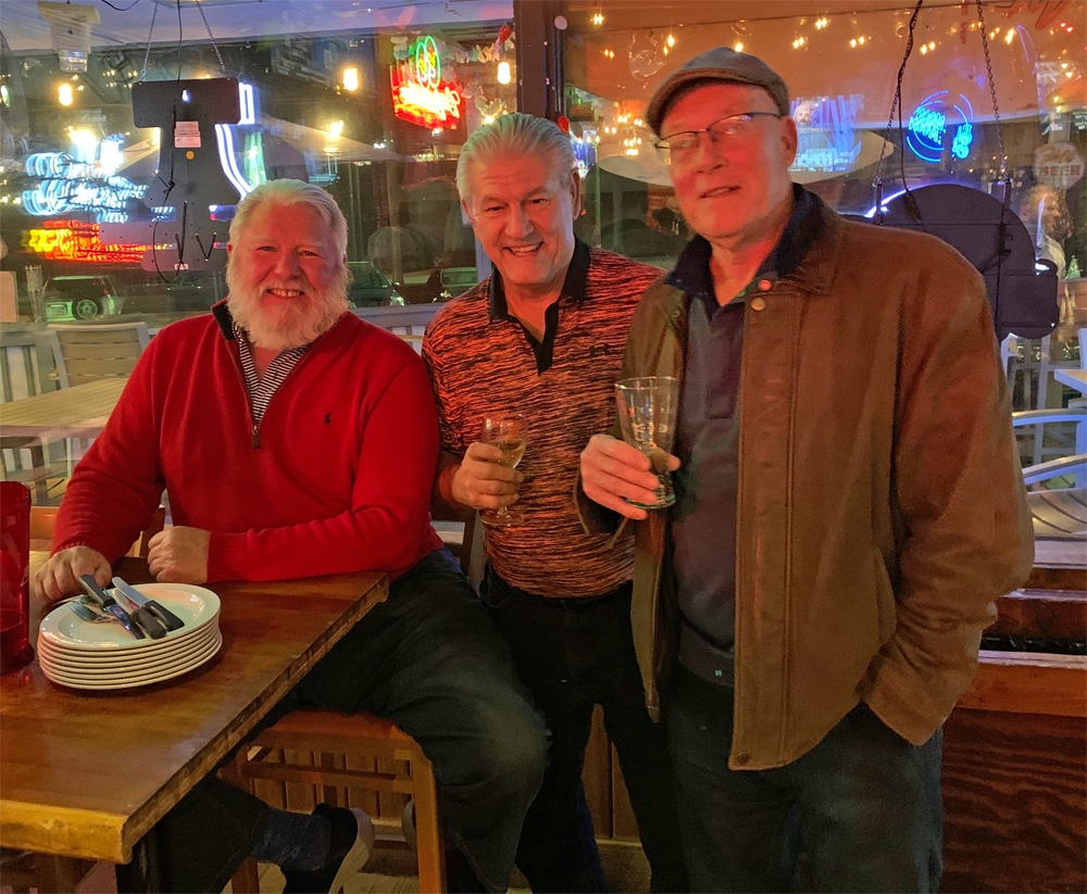 Hooters 2022 Pictures